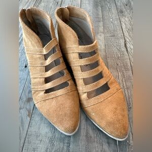 Free People Swept Away (aka Emma) Ankle Booties, size UK 39.